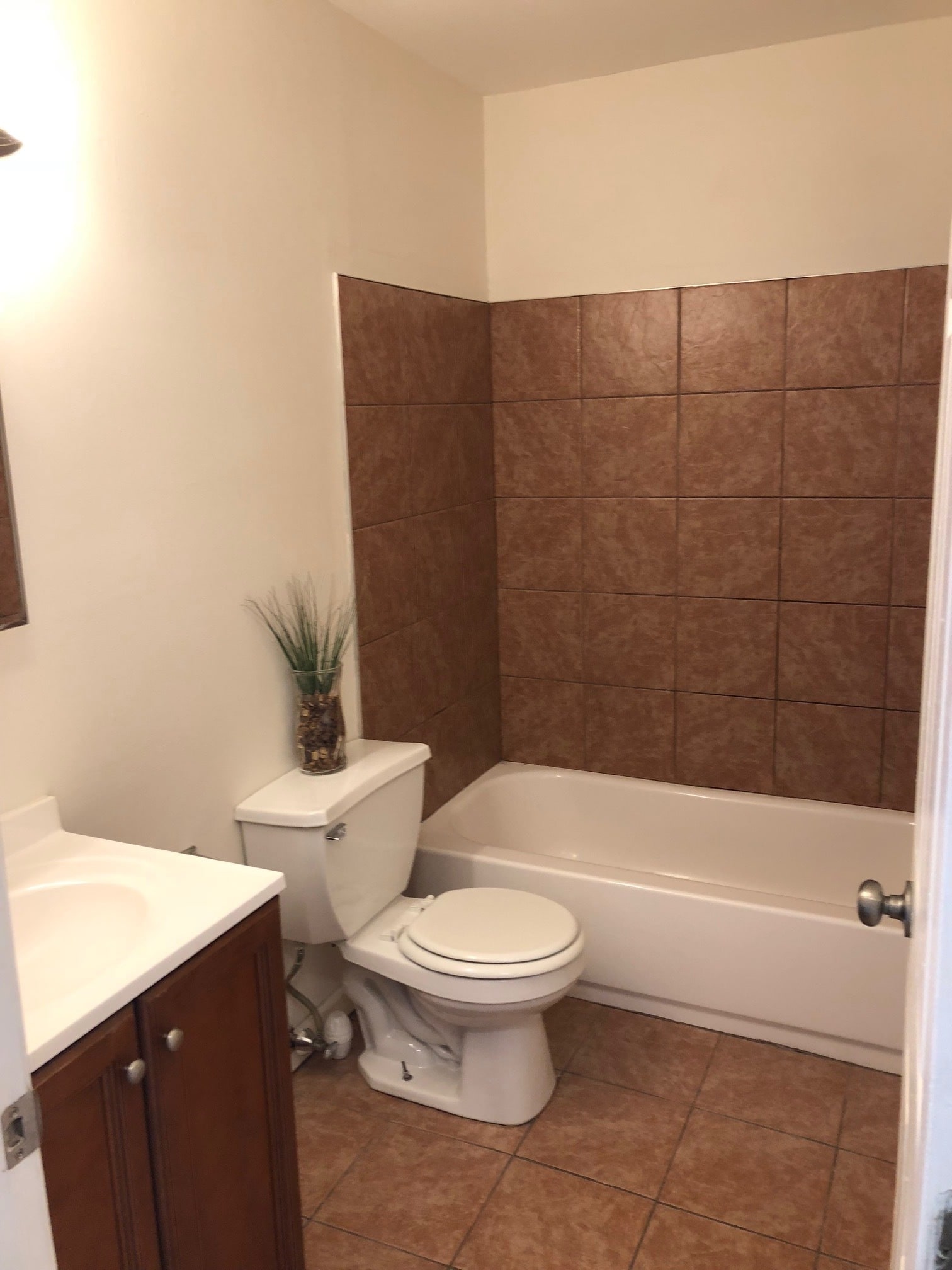 Building Photo - 547 Washington St