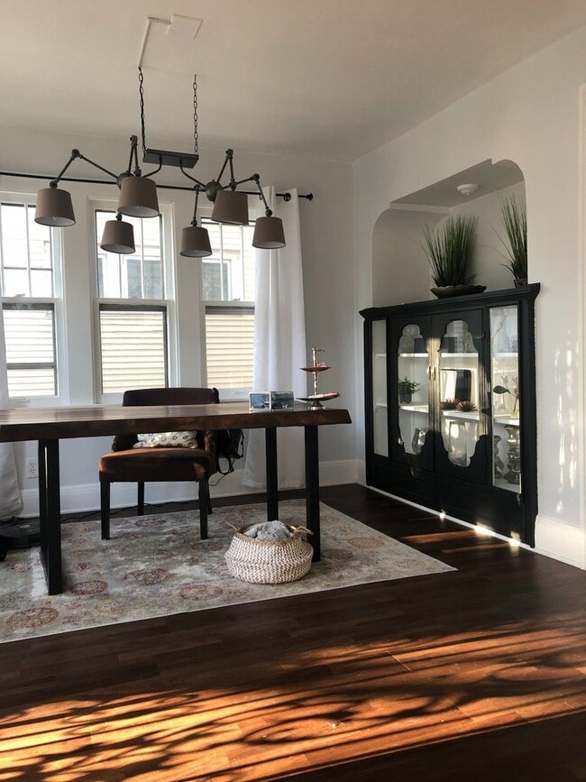 Building Photo - Annesley - 1438-1440 S 72nd Street