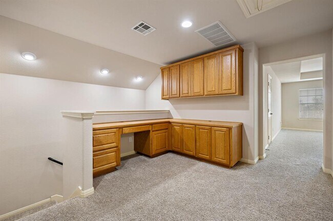 Building Photo - 2602 Mexican Hat Dr