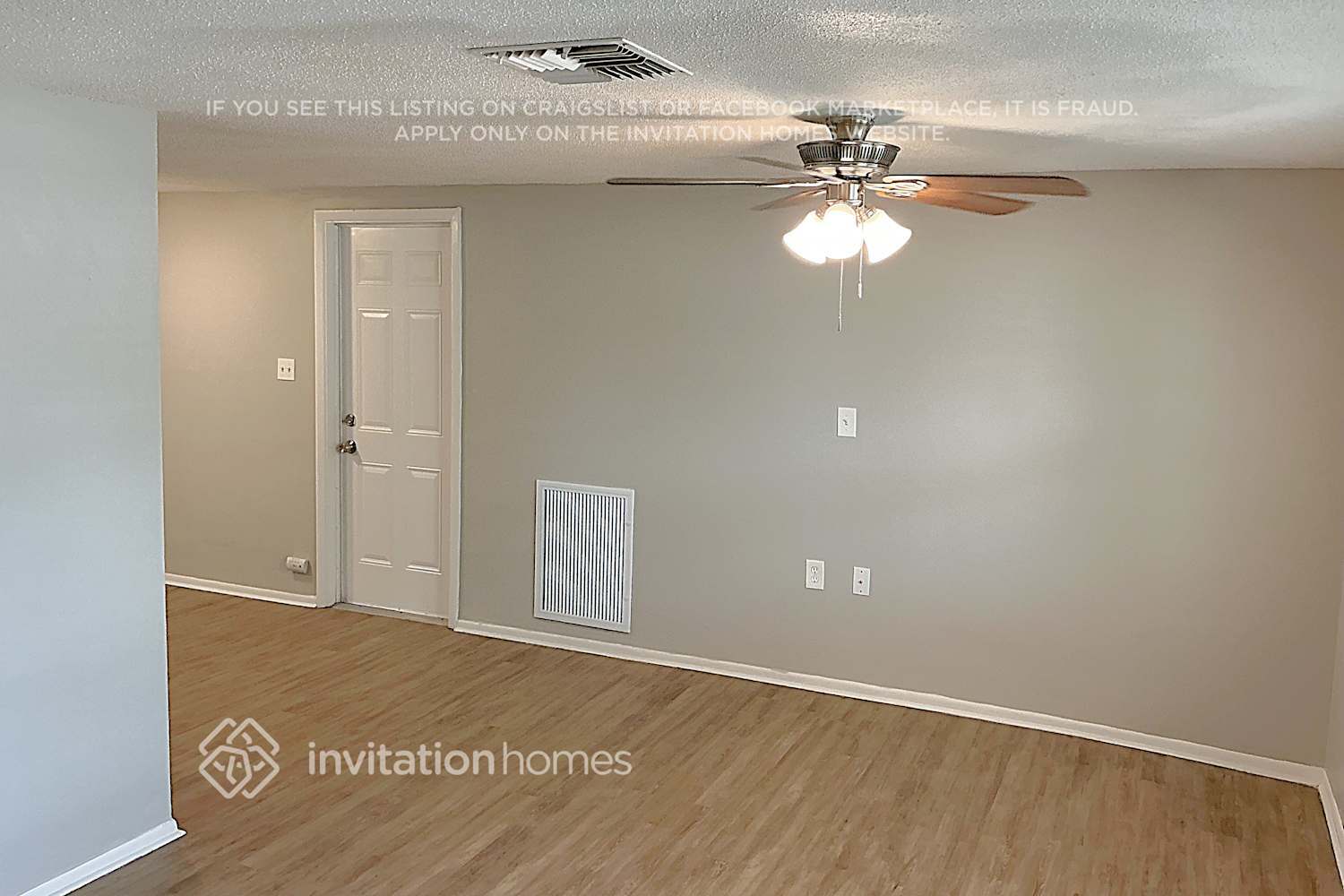Building Photo - 9410 Rainbow Ln