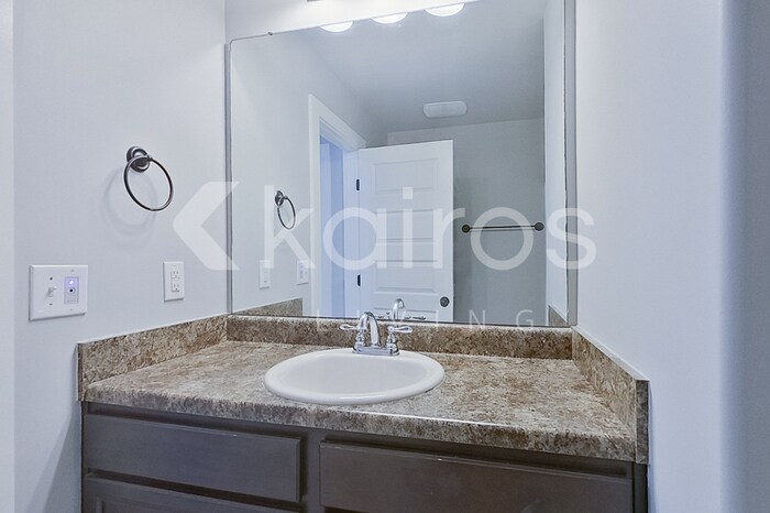 Building Photo - 496 Ford Chapel Rd