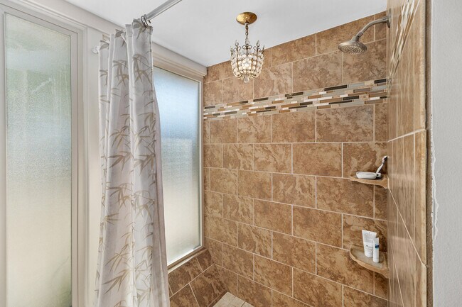 Building Photo - 70801 Fairway Dr