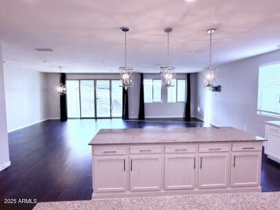 Building Photo - 23052 Via Del Oro