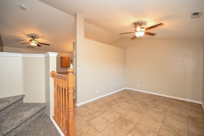 Building Photo - Great Family Home in Excellent Location!
