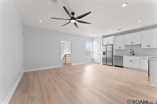 Building Photo - 1714 Tricou St