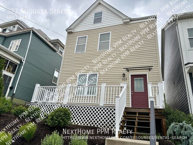 Building Photo - 323 Augusta St