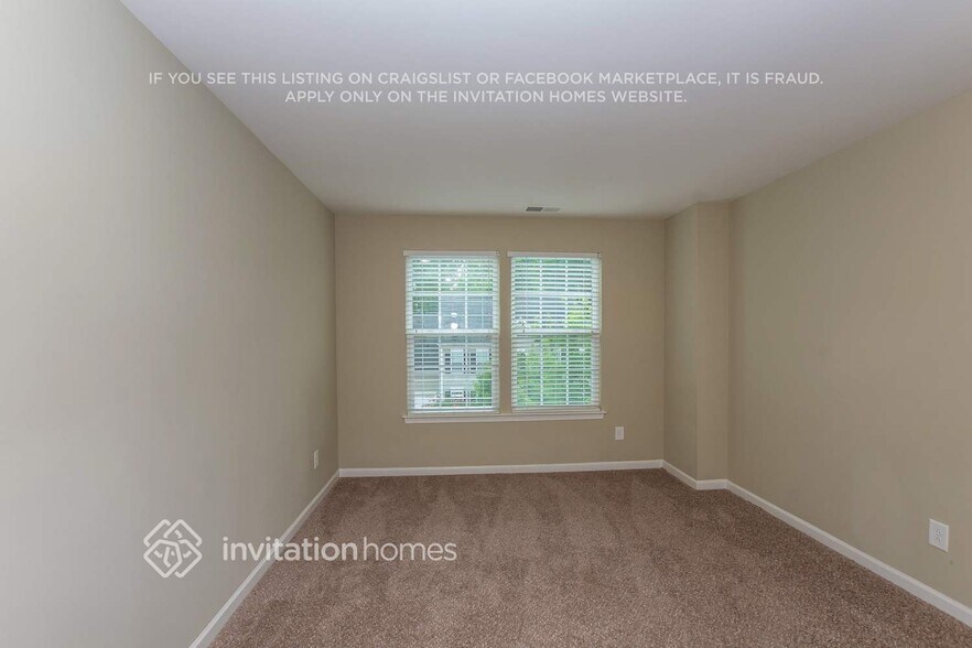 Building Photo - 10716 Drake Hill Dr