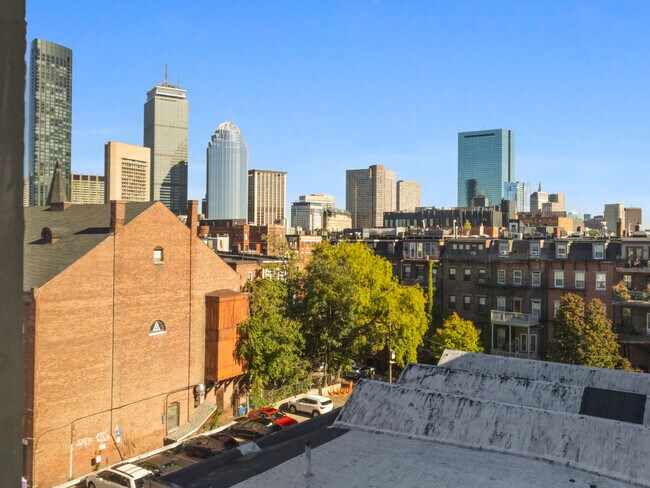 Building Photo - 791 Tremont St