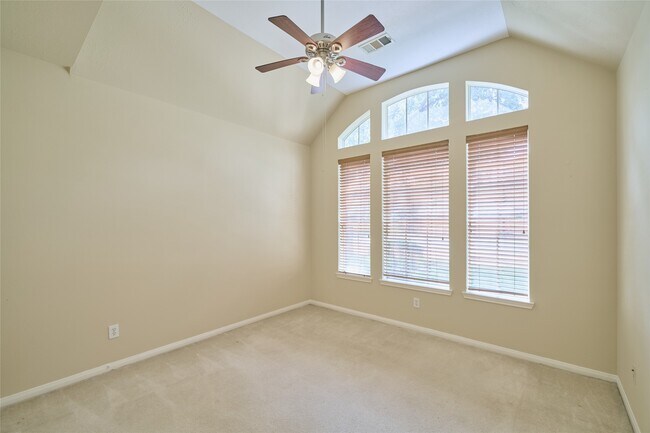 Building Photo - 15810 Ashton Hills Dr