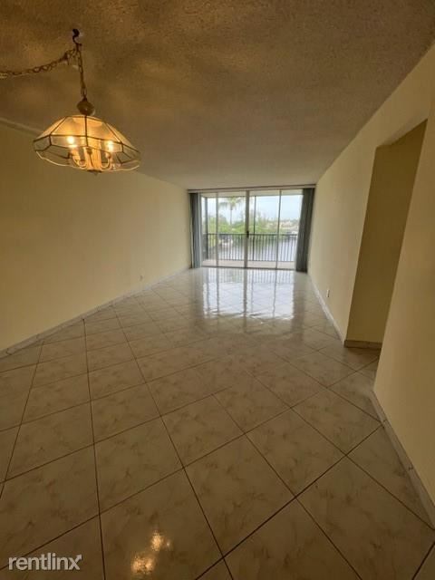 Primary Photo - 2 br, 2 bath Condo - 7 Royal Palm Way Unit...