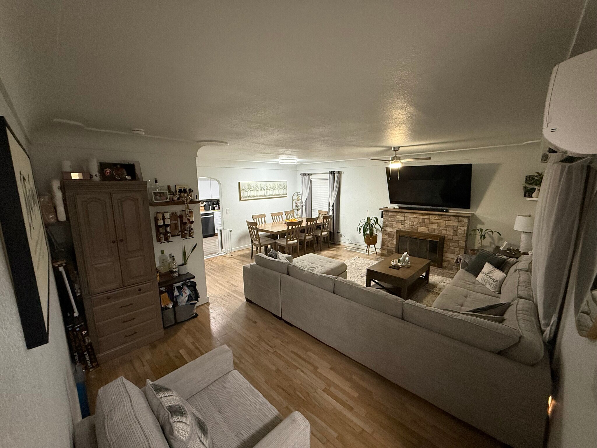 Building Photo - 1124 S Powerline Rd