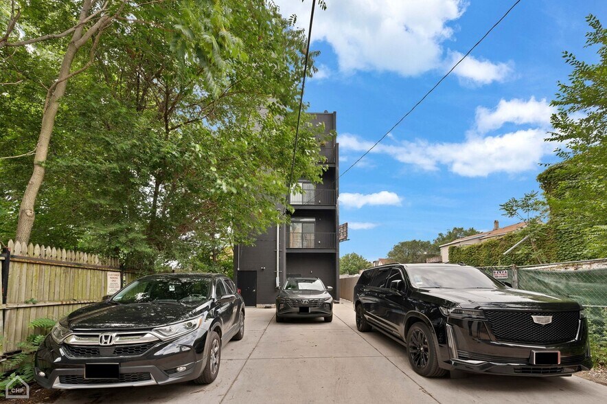 Building Photo - 1921 S Jefferson St