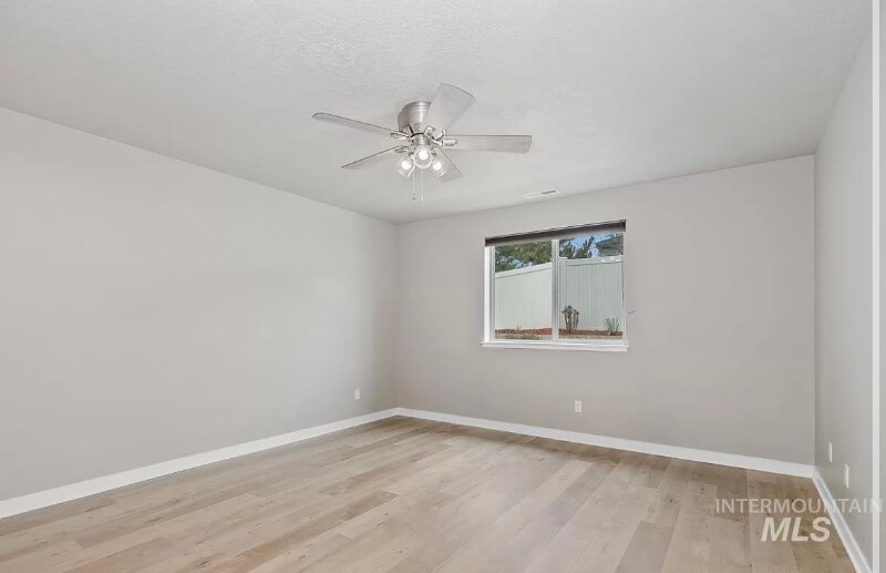 Building Photo - 3085 E Ionia Ct