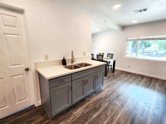 Building Photo - 18942 E Smiley Dr