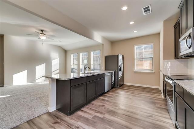 Building Photo - 204 Lake Rdg