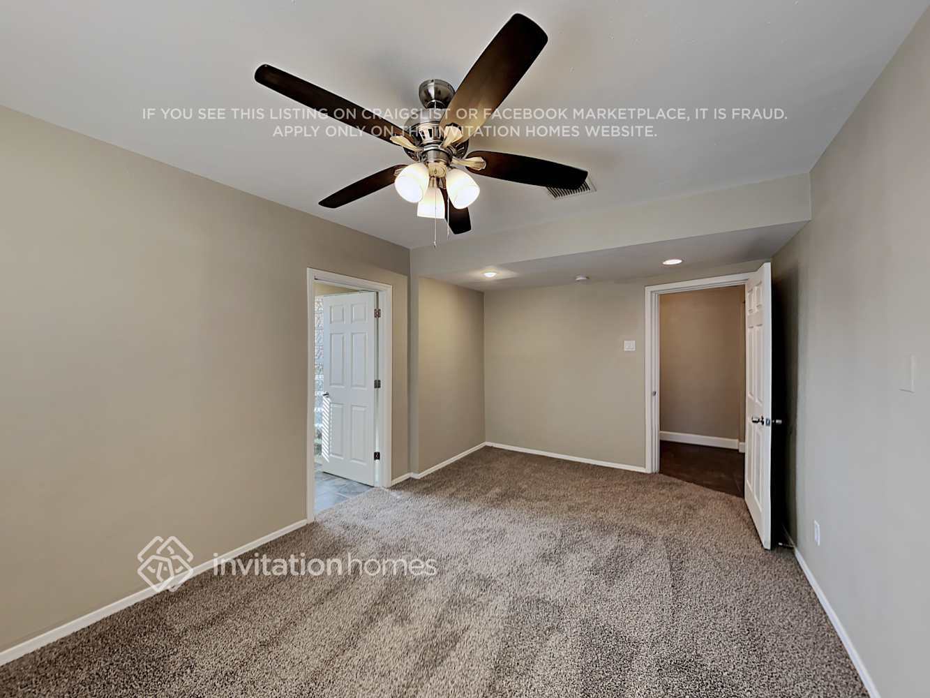 Building Photo - 661 N Sunland Dr