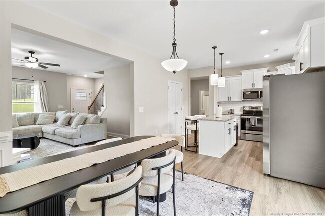 Building Photo - 112 Nairn St