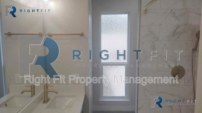 Building Photo - 7832 Portman Ave