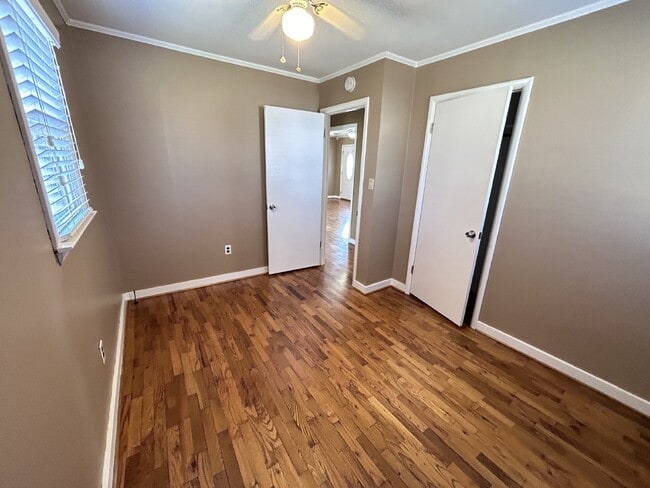 Building Photo - "Charming 2-Bed Home in Sharon, TN – Cozy 800 Sq Ft Living!"