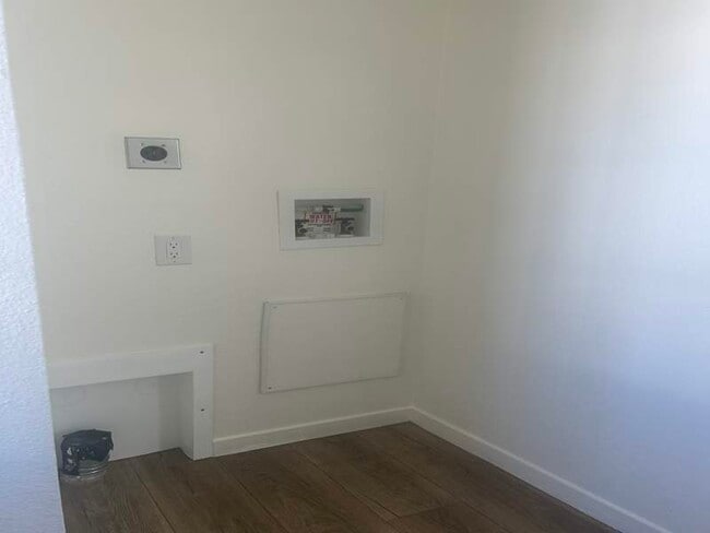 Building Photo - 4315 N Flowing Wells Rd