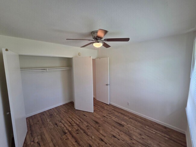Building Photo - 15303 Fairhope Dr