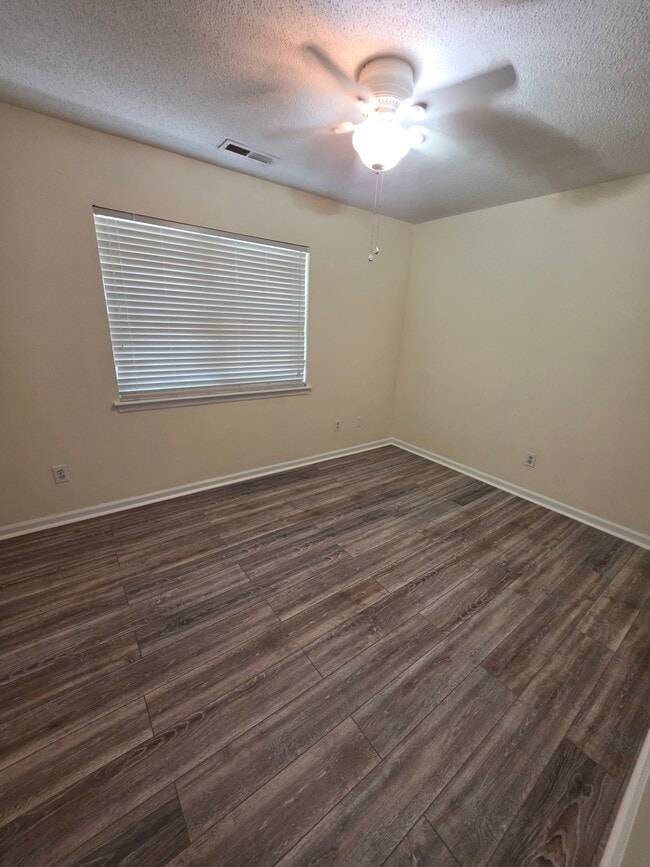 Building Photo - 2093 Brandymill Ln