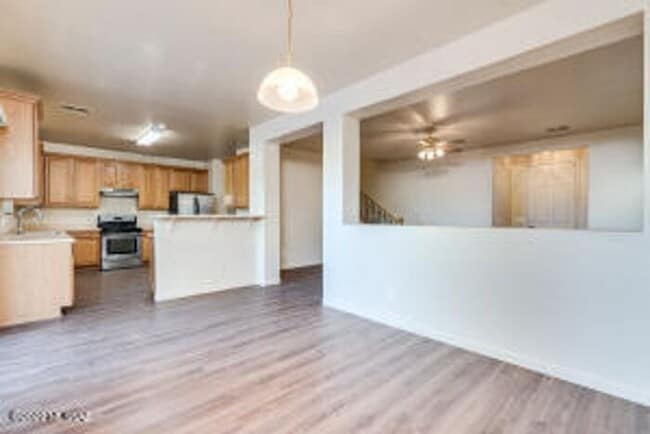 Building Photo - Bright, Spacious Living in Julian Ranch