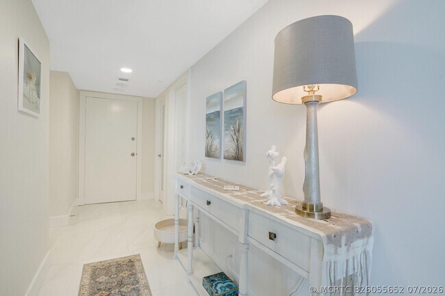 Building Photo - 3560 S Ocean Blvd