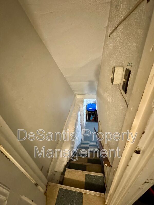 Building Photo - 1509 Hatteras St