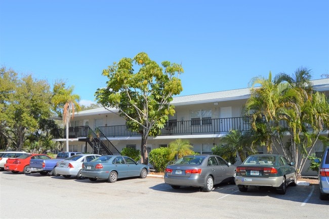 Exterior Building Photo - Ringling Apartments