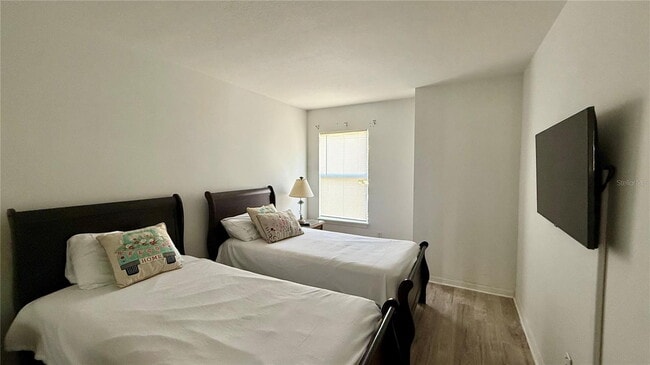 Building Photo - 2710 Club Cortile Cir