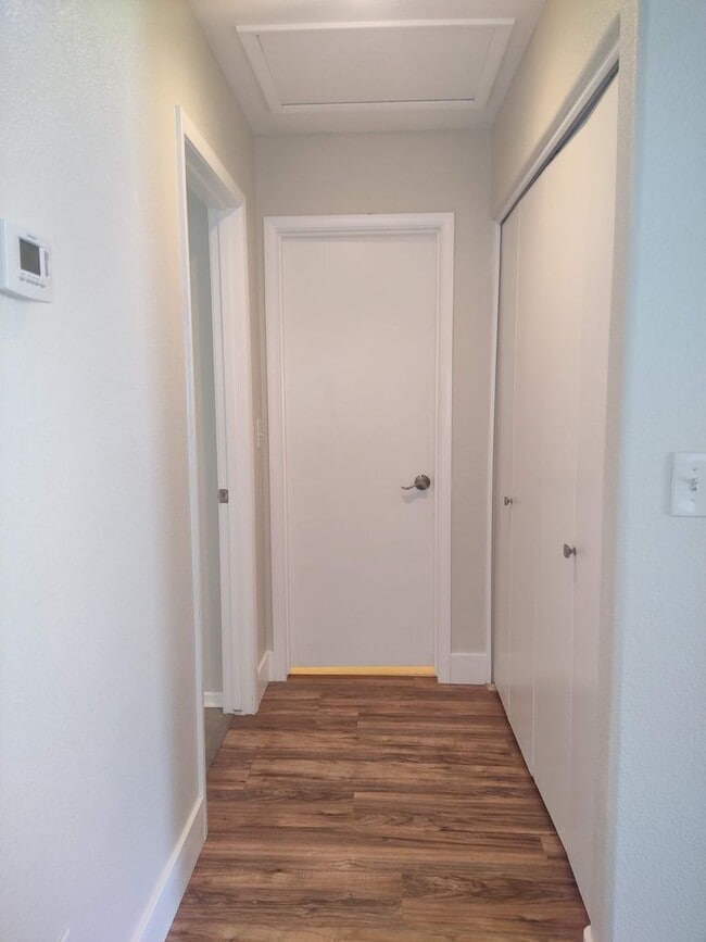 Building Photo - A Very nice and Clean Single Story Home in Summerlin