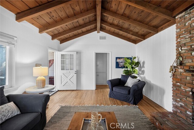 Building Photo - 237 Avenida Montalvo