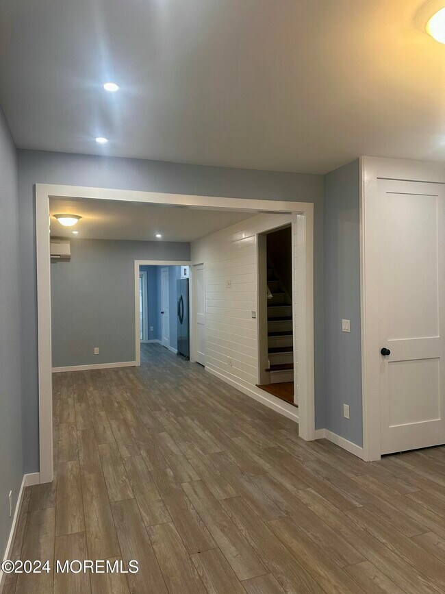 Building Photo - 73-75 Church St