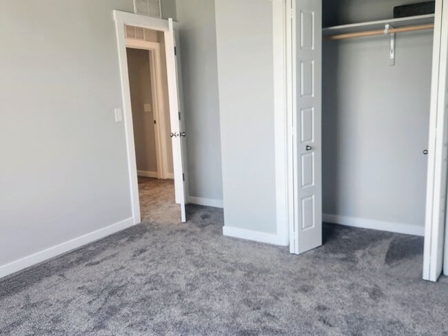 Building Photo - 1967 S Saltbrush Wy