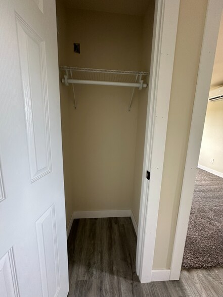 Building Photo - 16899 S 12th St