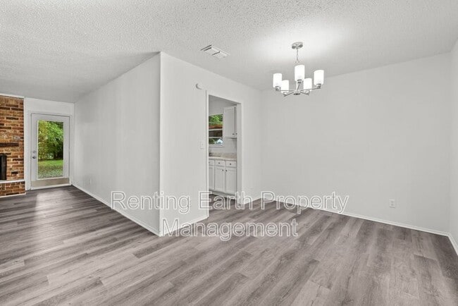 Building Photo - 6140 Cherry Hill Rd