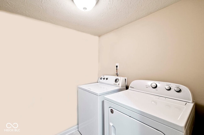 Building Photo - 12692 Tamworth Dr