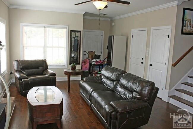 Building Photo - 1564 Cold Tree Ln