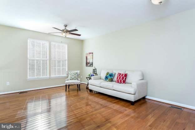 Building Photo - 8743 Stonehouse Dr