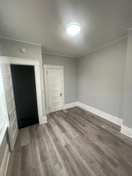 Bedroom 3 - 698 Clifton Ave