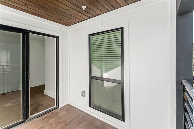 Building Photo - 1105 Poindexter St