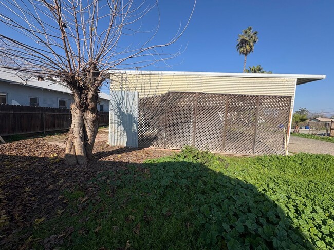 Building Photo - 4302