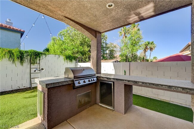 Building Photo - 9748 Cathedral Stairs Ct