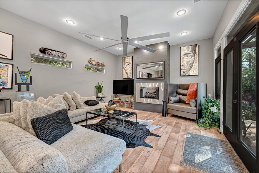 Building Photo - 21 E Martin Luther King Jr Blvd