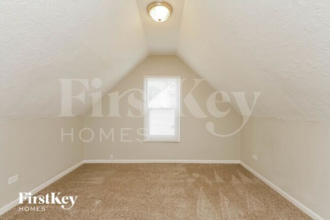 Building Photo - 629 Turkey Run Dr