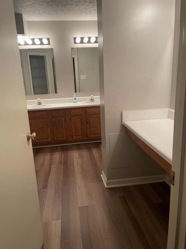 Building Photo - 3302 Spinnaker Point