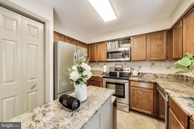 Building Photo - 13630 Cedar Creek Ln