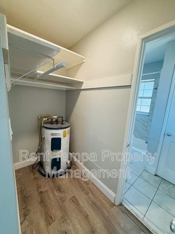 Building Photo - 637-637 17th Ave S