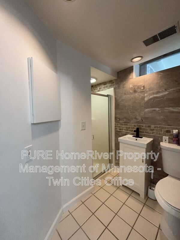 Building Photo - 5112 Millpond Pl